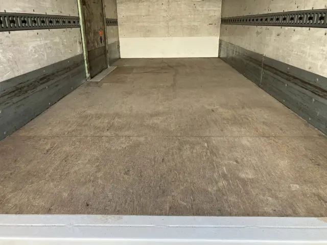 日野 デュトロ TKG-XZU650Mの写真13