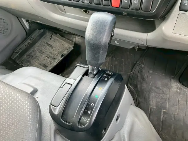 日野 デュトロ TKG-XZU650Mの写真36