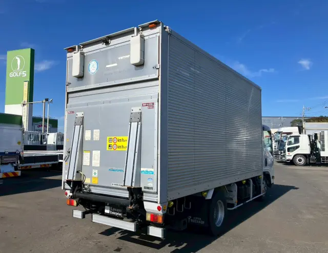 いすゞ エルフ TKG-NMR85AN(2WD)の写真5