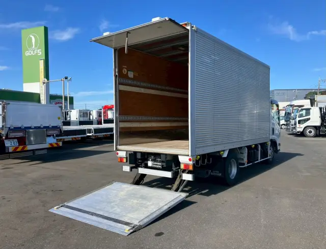 いすゞ エルフ TKG-NMR85AN(2WD)の写真6