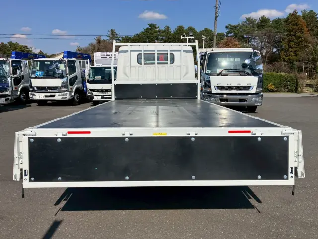 三菱 キャンター 2PG-FEB80(2WD)の写真9