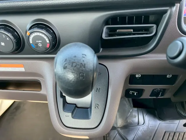 三菱 キャンター 2PG-FEB80(2WD)の写真30