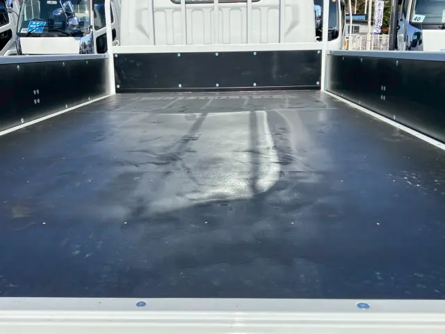 三菱 キャンター 2PG-FEB80(2WD)の写真10