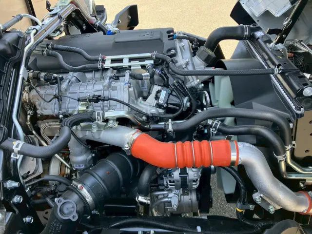 三菱 キャンター 2PG-FEB80(2WD)の写真24