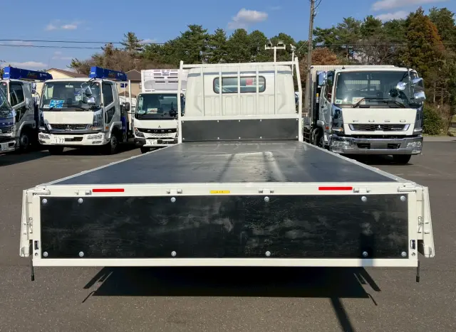 三菱 キャンター 2PG-FEB80(2WD)の写真9