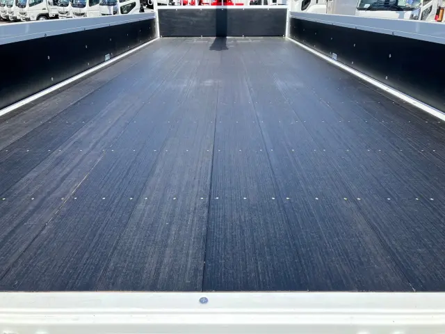 三菱 ファイター 2KG-FK62FZの写真12