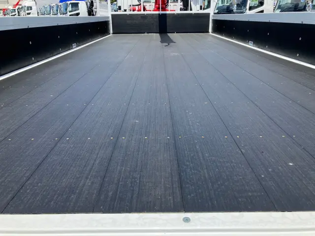 三菱 ファイター 2KG-FK62FZの写真12