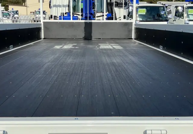 三菱 ファイター 2KG-FK62FZ(2WD)の写真12