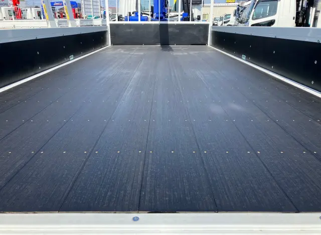 三菱 ファイター 2KG-FK62FZ(2WD)の写真12