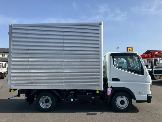 三菱 キャンター 2RG-FBA20(2WD)の写真4
