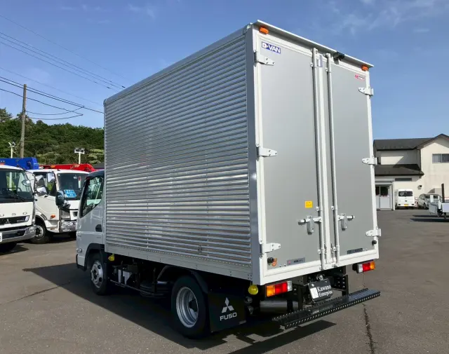 三菱 キャンター 2RG-FBA20(2WD)の写真13