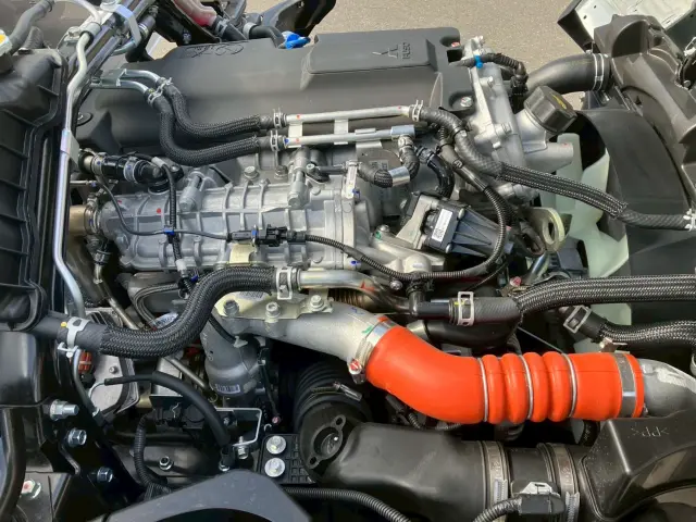 三菱 キャンター 2RG-FBA20(2WD)の写真17