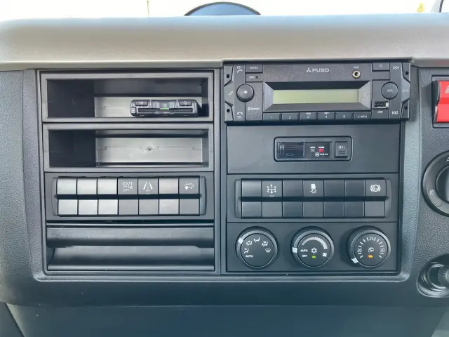 三菱 ファイター 2KG-FK62FZ(2WD)の写真30