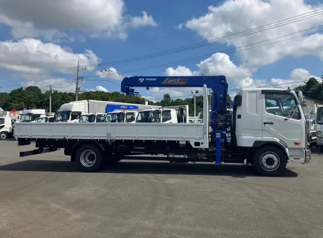 三菱 ファイター 2KG-FK62FZ(2WD)の写真6