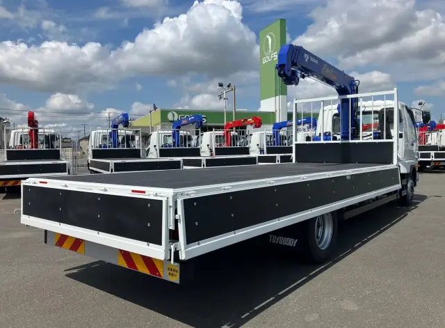 三菱 ファイター 2KG-FK62FZ(2WD)の写真9