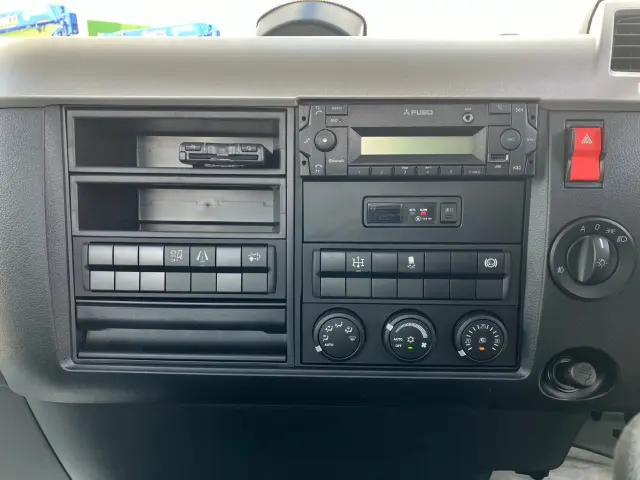 三菱 ファイター 2KG-FK62FZ(2WD)の写真30