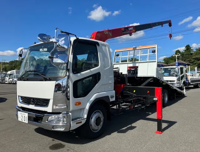 三菱 ファイター 2KG-FK62FZの写真1