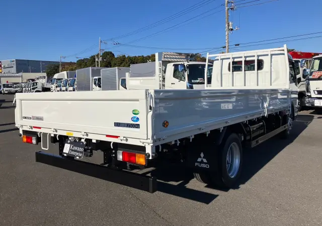 三菱 キャンター 2PG-FEB80(2WD)の写真6