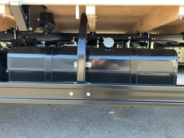 三菱 キャンター 2PG-FEB80(2WD)の写真15