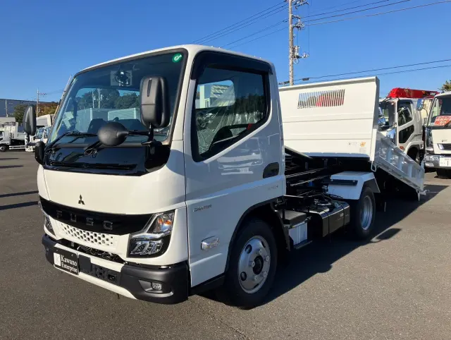 三菱 キャンター 2RG-FBA60の写真1