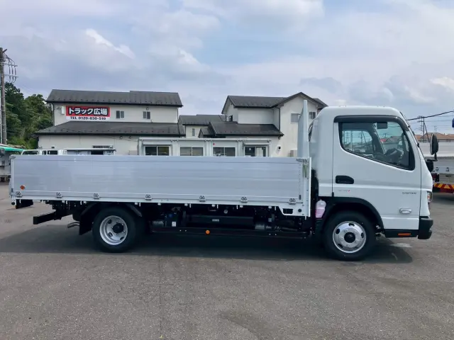 三菱 キャンター 2RG-FEB50(2WD)の写真4