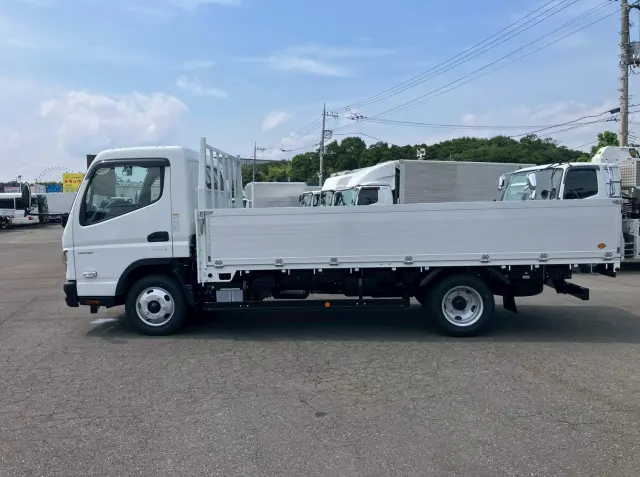三菱 キャンター 2RG-FEB50(2WD)の写真13