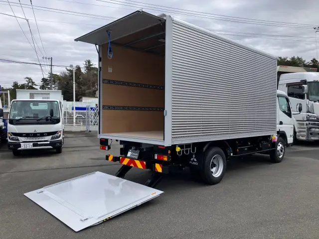 三菱 キャンター 2PG-FEB80の写真6