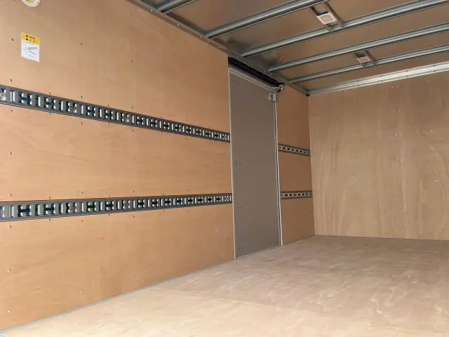 三菱 キャンター 2PG-FEB80の写真7