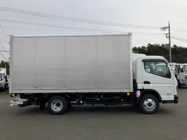 三菱 キャンター 2RG-FEB50の写真4