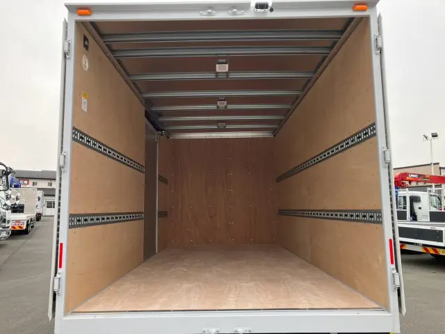 三菱 キャンター 2RG-FEB50の写真10