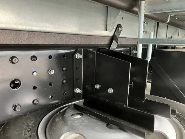 三菱 キャンター 2RG-FEB50の写真24