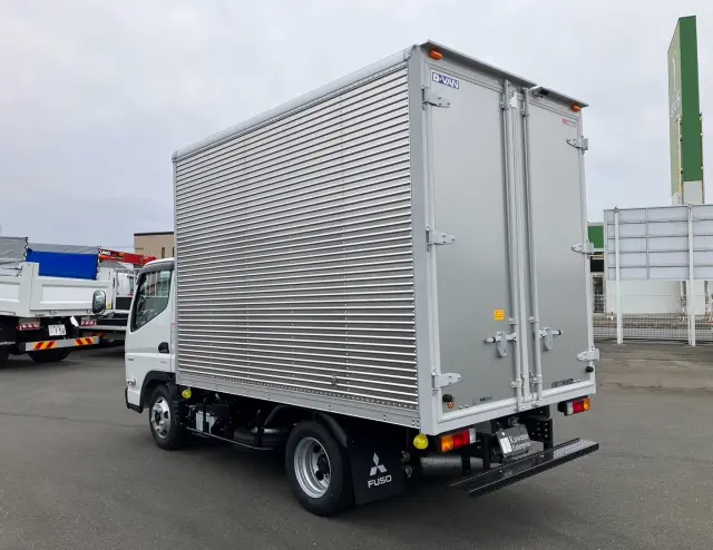 三菱 キャンター 2RG-FBA20(2WD)の写真13