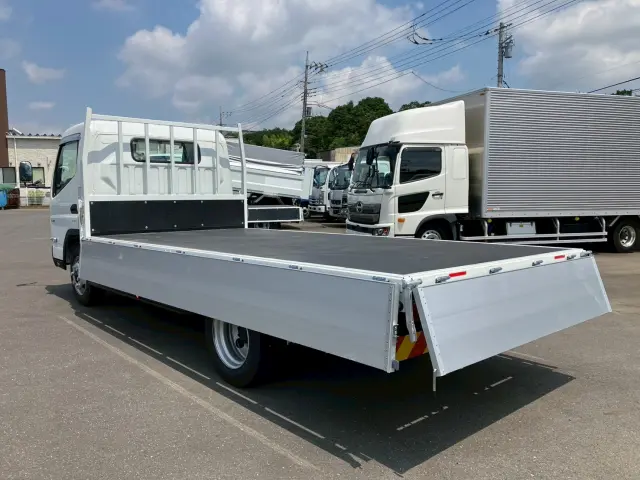 三菱 キャンター 2PG-FEBS0の写真11