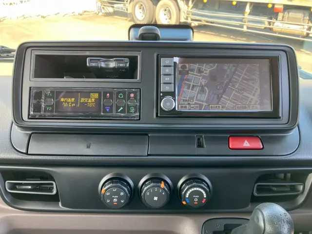 三菱 キャンター 2RG-FBAV0(2WD)の写真33