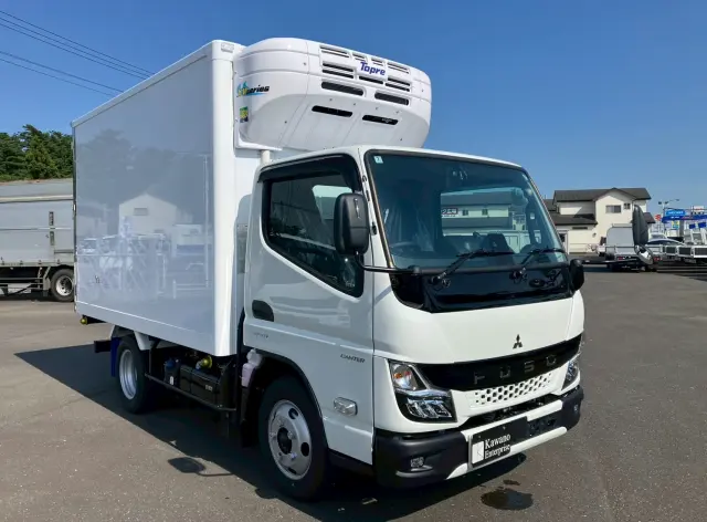 三菱 キャンター 2RG-FBAV0の写真3