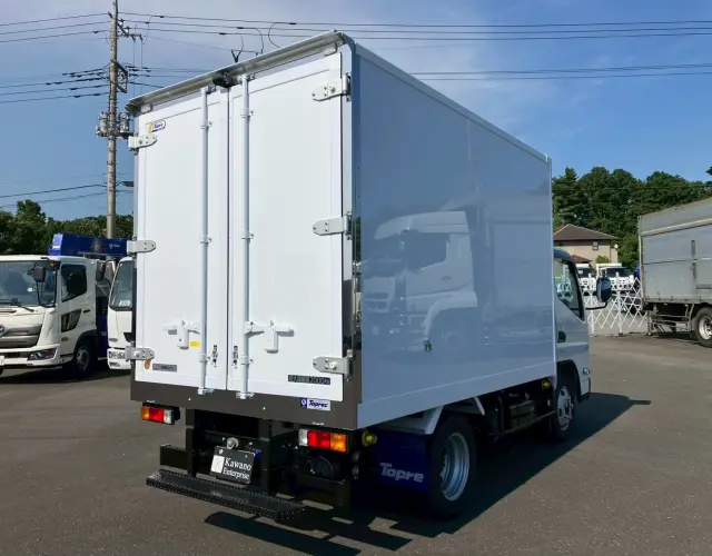 三菱 キャンター 2RG-FBAV0の写真5
