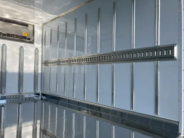 三菱 キャンター 2RG-FBAV0の写真15