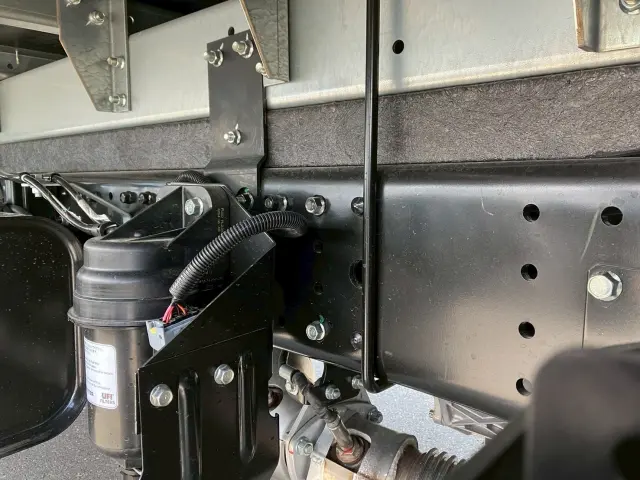 三菱 キャンター 2PG-FEB80(2WD)の写真23