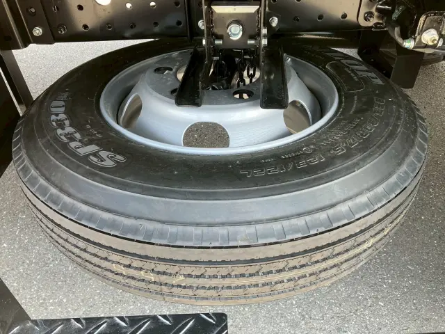 三菱 キャンター 2PG-FEB80(2WD)の写真29