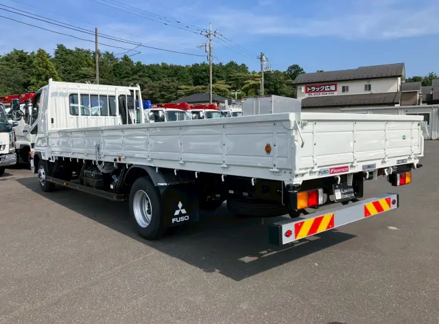 三菱 ファイター 2KG-FK62Fの写真10