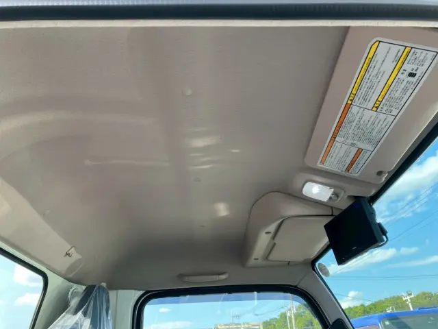 三菱 キャンター 2RG-FEA80(2WD)の写真33