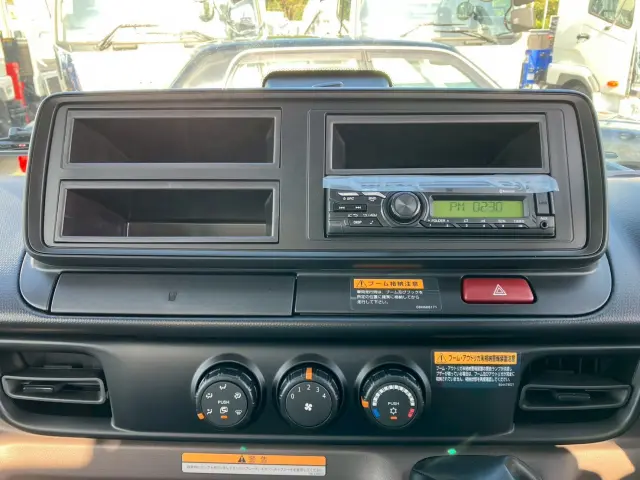 三菱 キャンター 2RG-FEA80(2WD)の写真36
