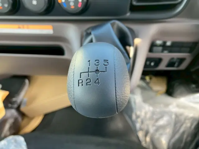 三菱 キャンター 2RG-FEA80(2WD)の写真39