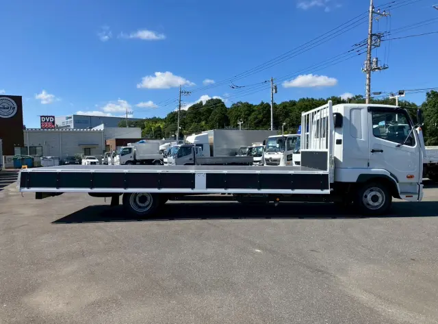 三菱 ファイター 2KG-FK62F(2WD)の写真5