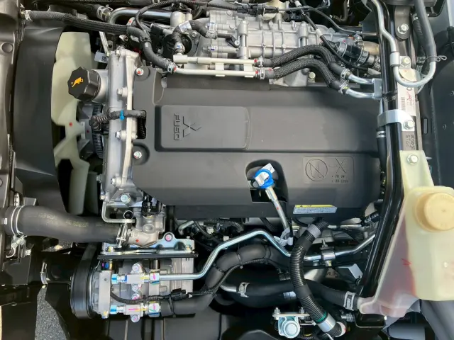 三菱 キャンター 2RG-FBAV0(2WD)の写真20