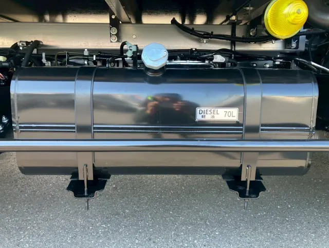三菱 キャンター 2RG-FBAV0(2WD)の写真21