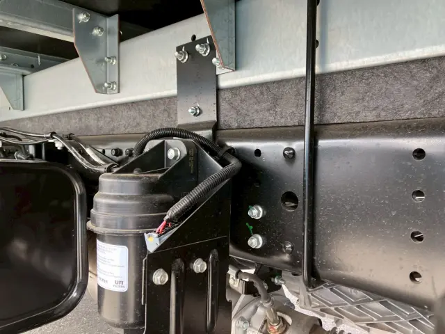 三菱 キャンター 2PG-FEB80(2WD)の写真19