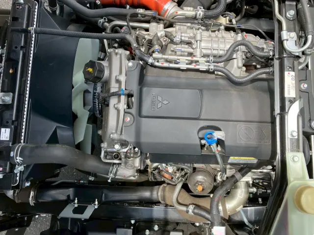 三菱 キャンター 2PG-FEB80(2WD)の写真23