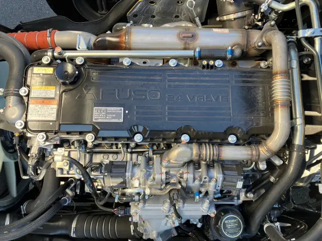 三菱 ファイター 2DG-FQ62F(6x4)の写真22