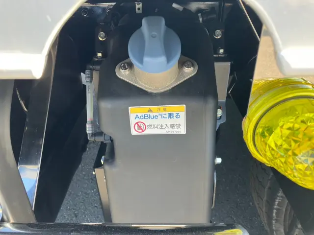 三菱 ファイター 2DG-FQ62F(6x4)の写真28